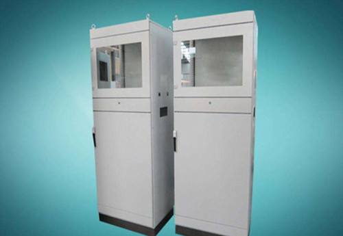 怎样选择工业机柜机箱厂家